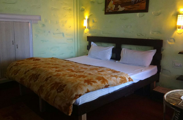 hotels in mukteshwar